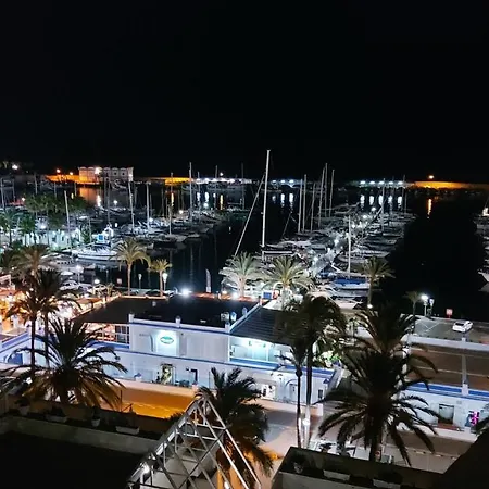 Puerto Paraiso Port דירה אסטפונה