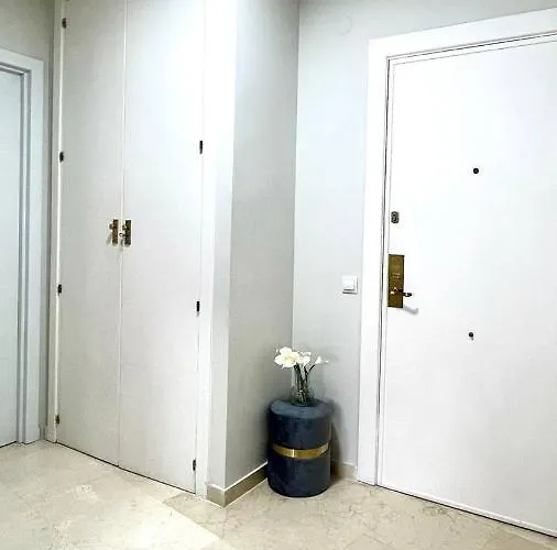 Puerto Paraiso Port דירה